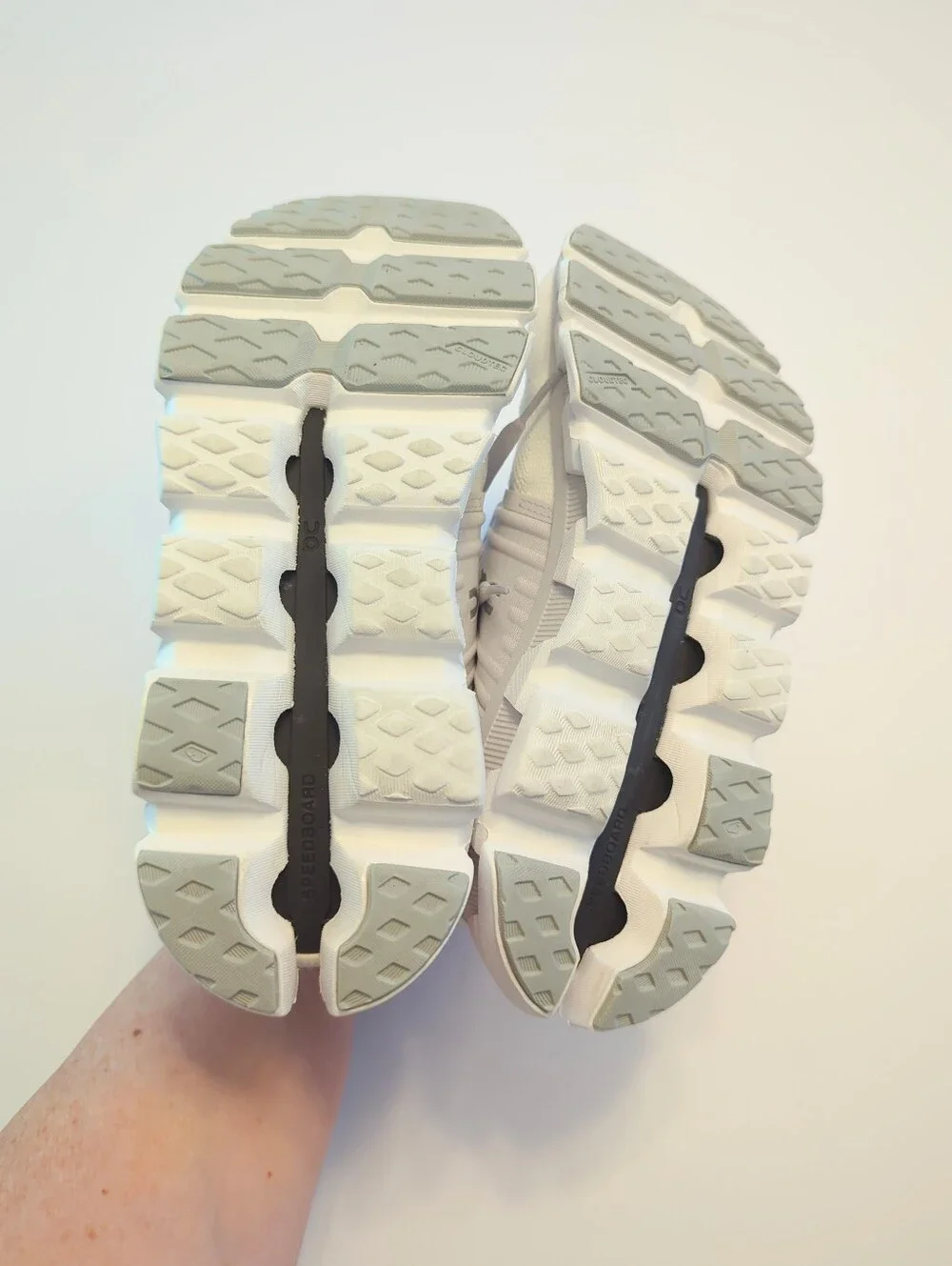 On Cloud Cloudswift 3 Daily Trainers Mesh Sneakers Size 7.5 Frost White EUC